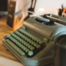 Warum Texter wichtiger sind denn je – und warum es entscheidend ist, jeden KI-Text zu vermenschlichen